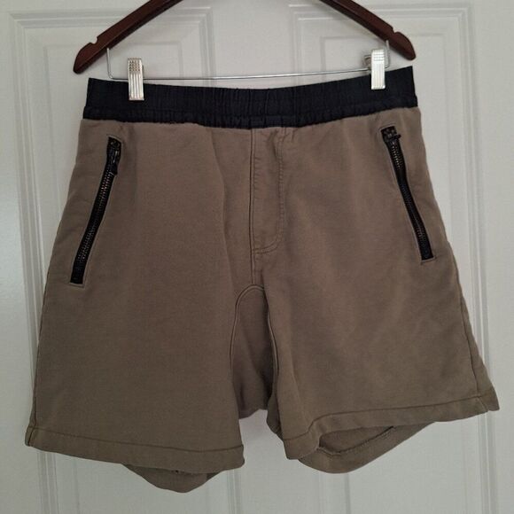 Fear of God Essentials Tan Black shorts 100% cotton - Picture 1 of 8